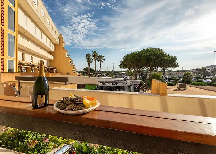 Appartement Frenchk-Iss Port Nature 5 Coeur Festif Village Naturiste Agde