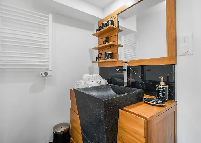 Frenchk-Iss Port Nature 5 Coeur Festif Village Naturiste *