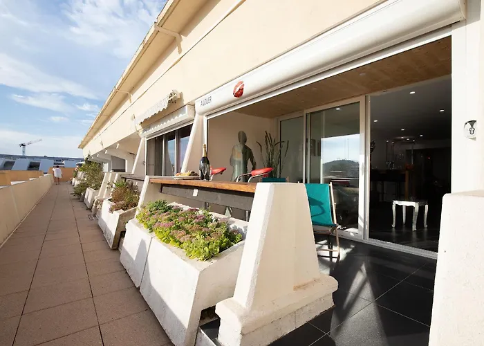 Village Naturiste R4n - Le Frenchk-iss Port Nature 아파트 *